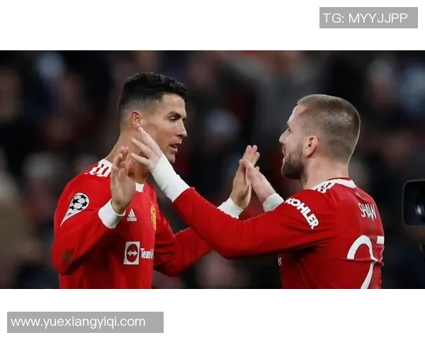 皇马与曼联对决时间揭晓球迷期待的巅峰对决即将来临 皇马与曼联对决时间揭晓球迷期待的巅峰对决即将来临