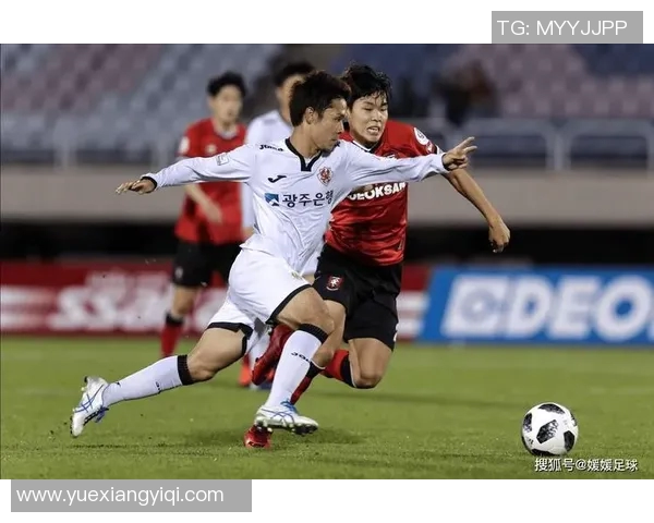 蔚山现代与大邱FC激战正酣比赛结果揭晓引发球迷热议 蔚山现代与大邱FC激战正酣比赛结果揭晓引发球迷热议