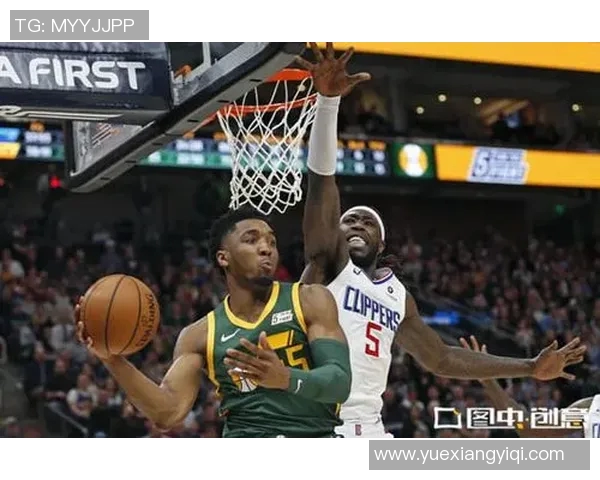 尤他爵士与金州爵士的精彩对决回顾与分析