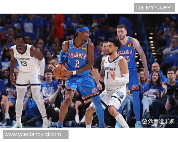 雷霆季后赛对阵勇士第三场精彩回顾与战术分析 雷霆季后赛对阵勇士第三场精彩回顾与战术分析