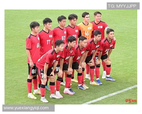 成都足球队实力解析：从青训到职业联赛的全方位发展探讨